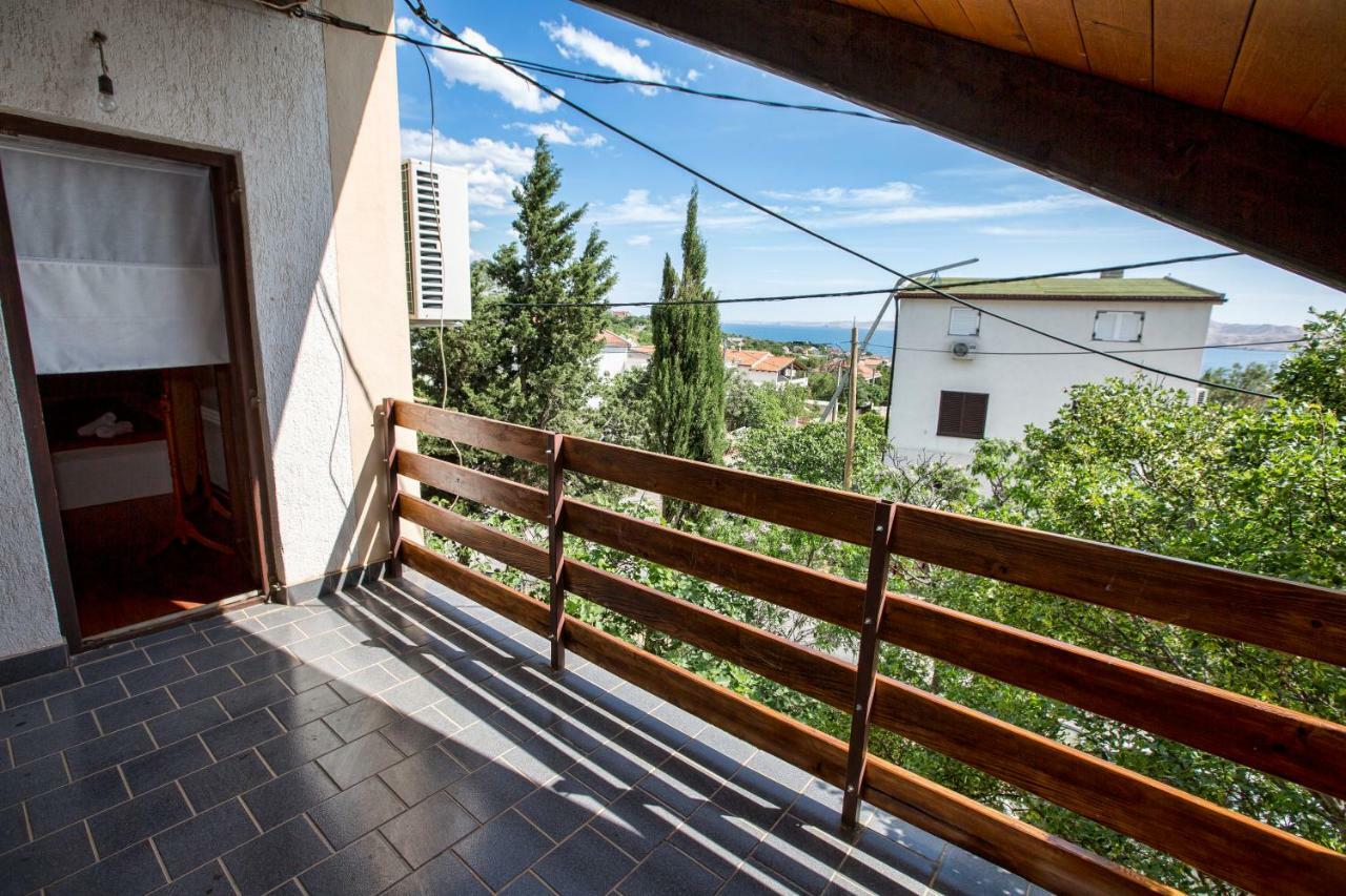 Vacation House Anna Karlobag Exterior photo